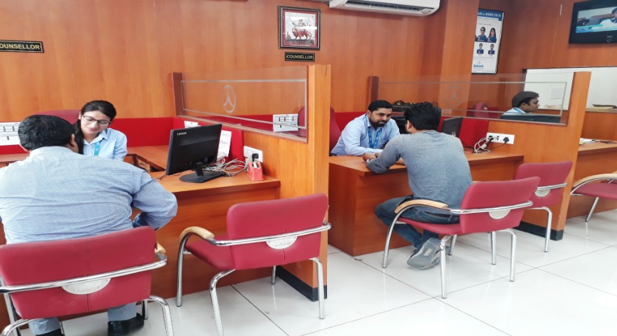 Front Office 