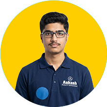 Hari Aggarwal – 99.97 Percentile JEE Main 2026 Topper – Aakash 4 Year Classroom